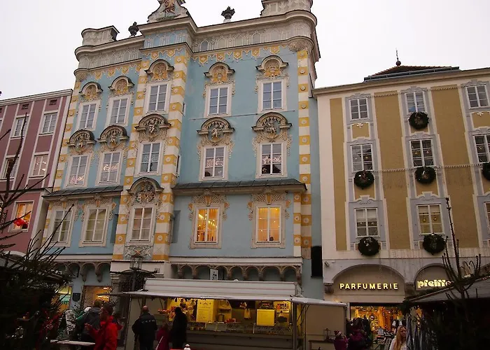 Apartmán Zentrales Mit 2 Schlafzimmer Und Parkplatz Ruhig Und Schnelles Internet *